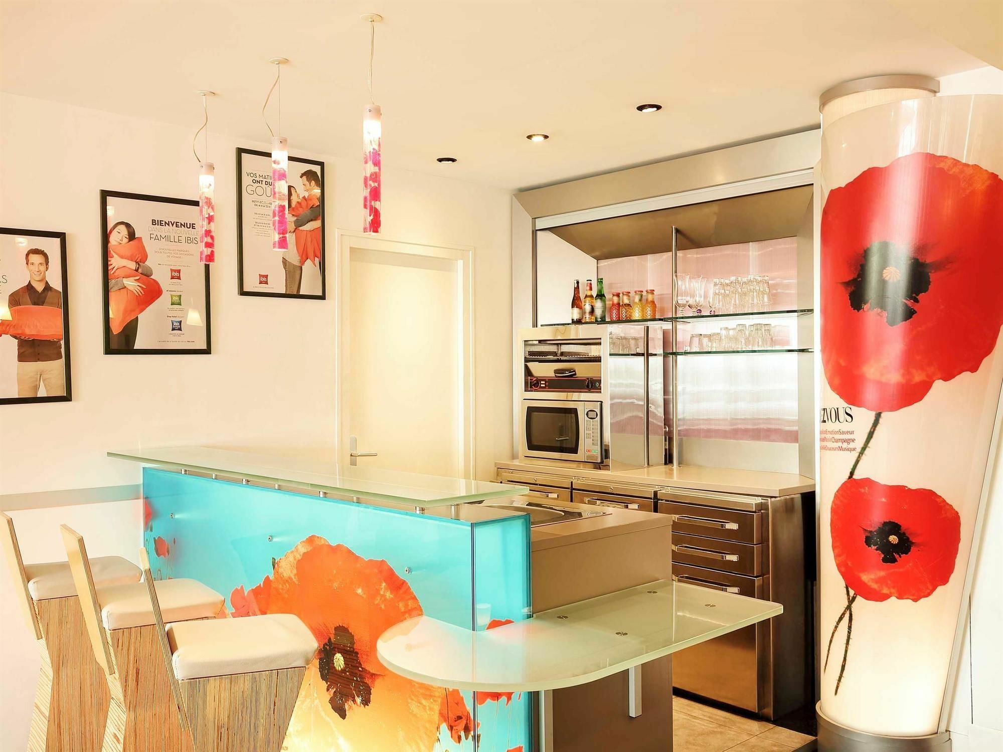 ไอบิส นาร์บอน Hotel นาร์บอนน์ ภายนอก รูปภาพ