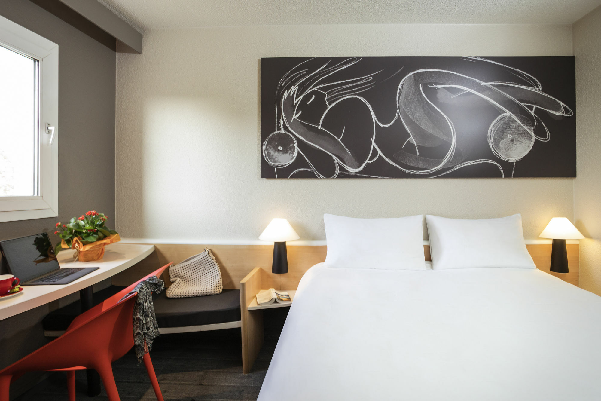 ไอบิส นาร์บอน Hotel นาร์บอนน์ ภายนอก รูปภาพ